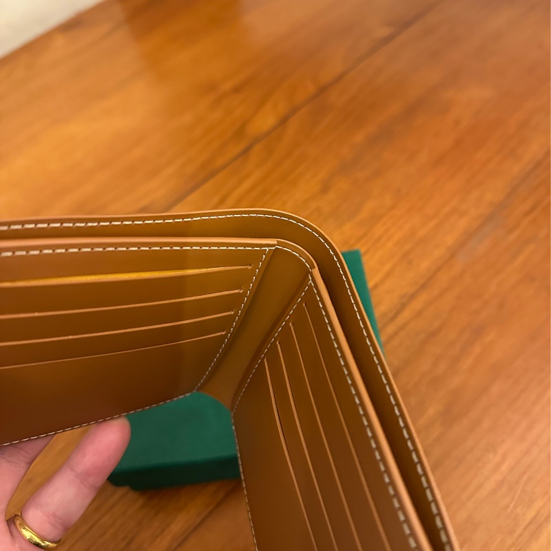 GOYARD咖花紋對開短夾-12