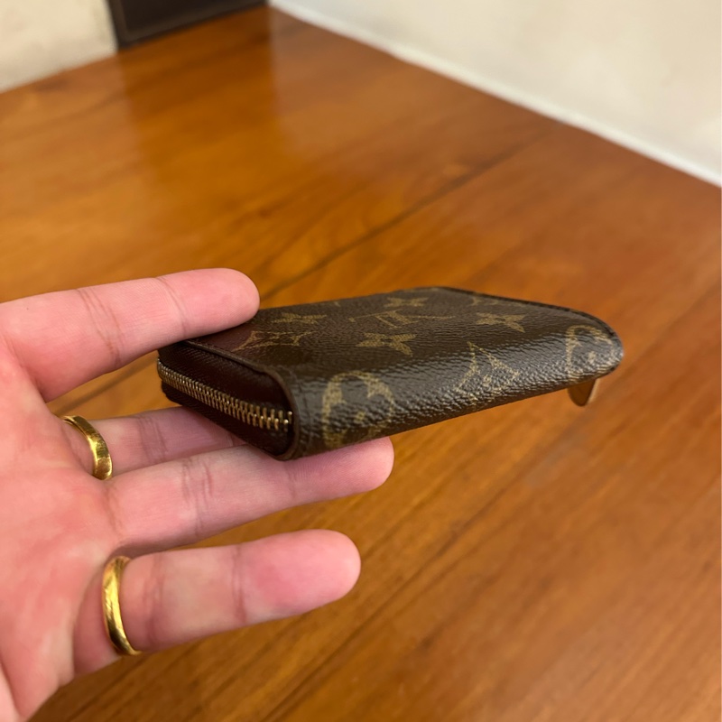 LV 花紋ㄇ拉零錢包-6