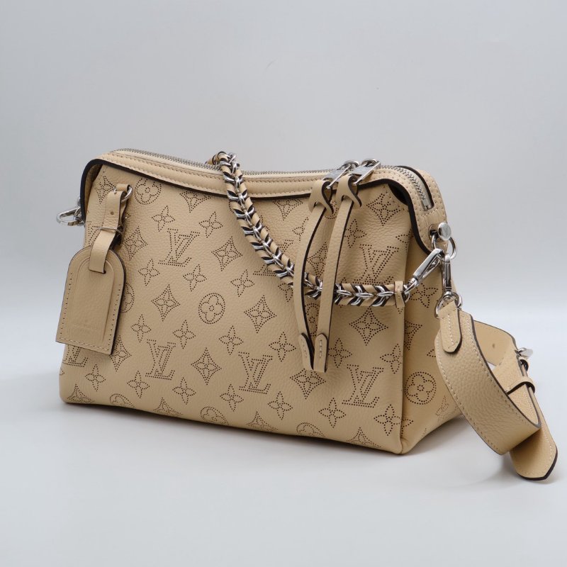 LOUIS VUITTON Hand it all - PM奶油白-2