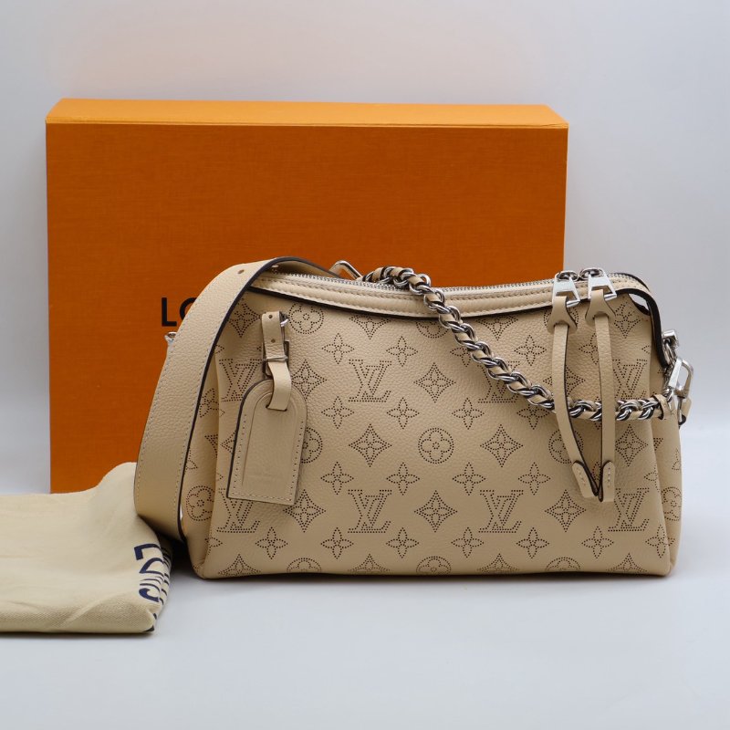 LOUIS VUITTON Hand it all - PM奶油白-23