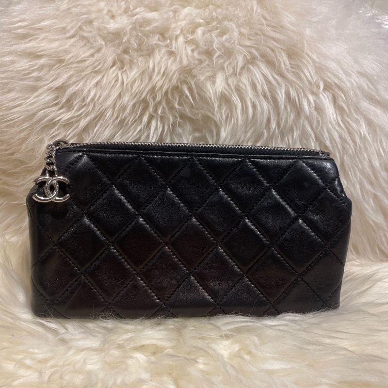 Chanel 黑色羊皮化粧包-0