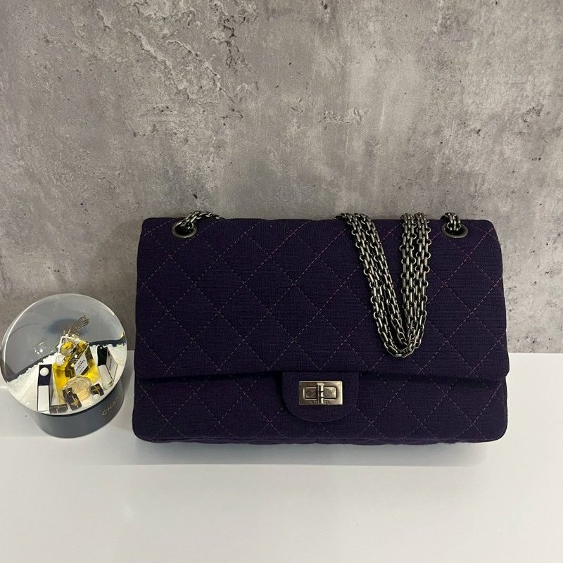 Chanel 2.55 中號 斜背包 複古銀釦-0