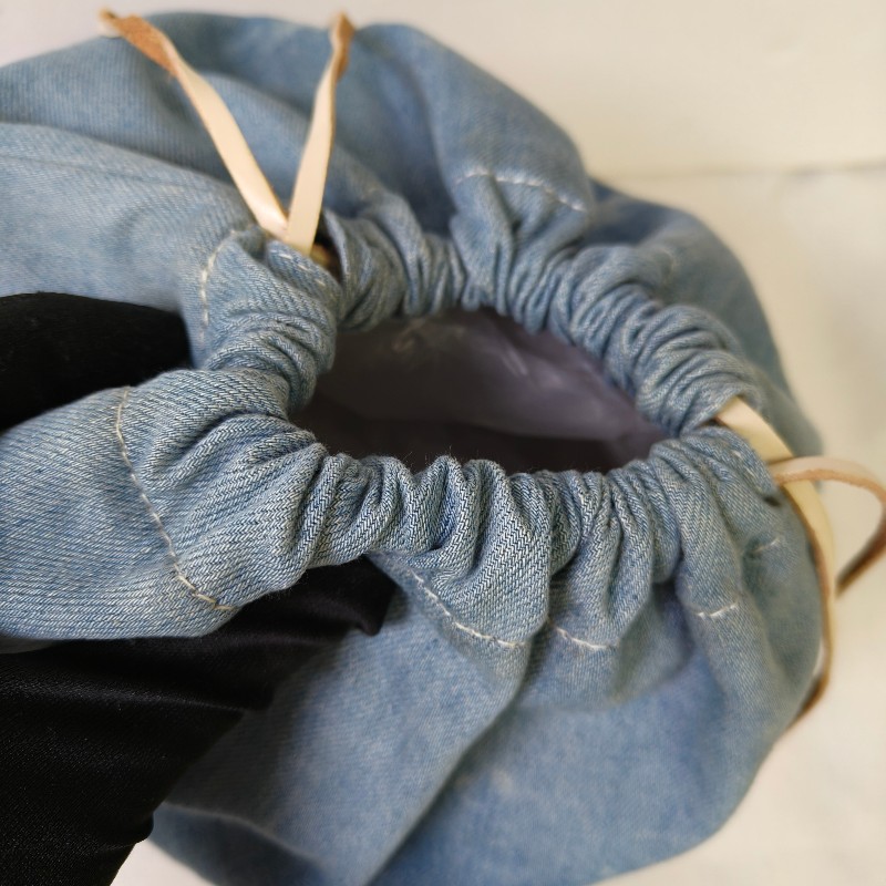 🫅女神購物節狂降(原$12800)‼️只到3/15⏰【8成新】㊣✨ LOEWE ✨羅威(附防塵袋)牛仔 藍色金魚 印花 束口包 手提包 肩背包/二手包/二手精品🌳二手樹屋🌳-7