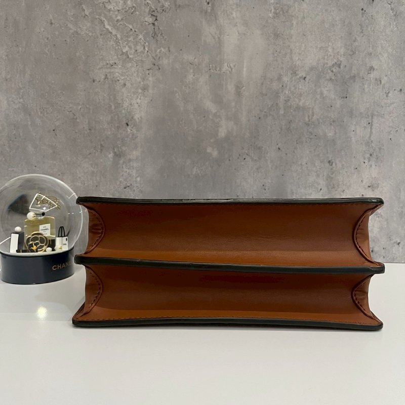 Louis Vuitton LV Dauphine 達芙妮 拼藍色斜背包-4