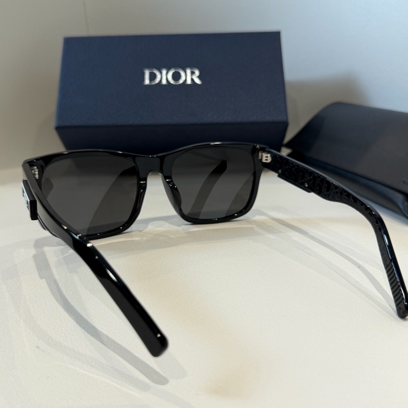 Dior 墨鏡logo 🩶 誰戴誰好看！-16