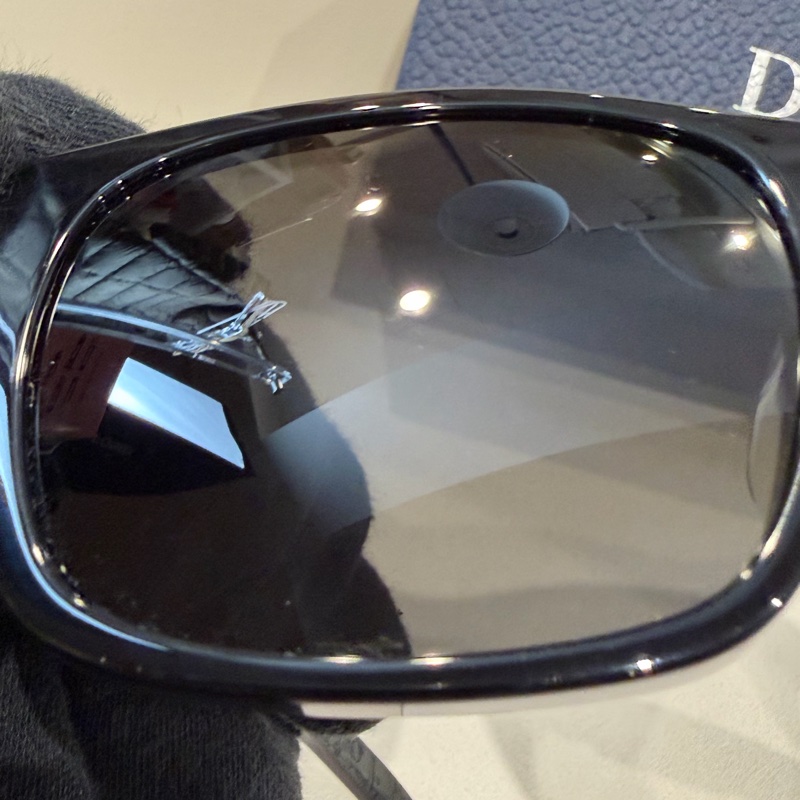 Dior 墨鏡logo 🩶 誰戴誰好看！-21