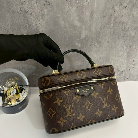 Louis Vuitton LV 化妝包 芯片款