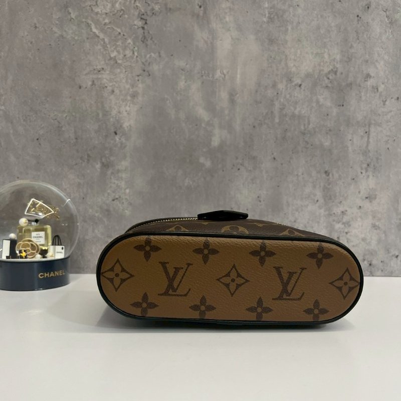 Louis Vuitton LV 化妝包 芯片款-6