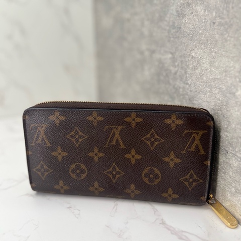 香緹國際精品 843 LV 拉鏈長夾