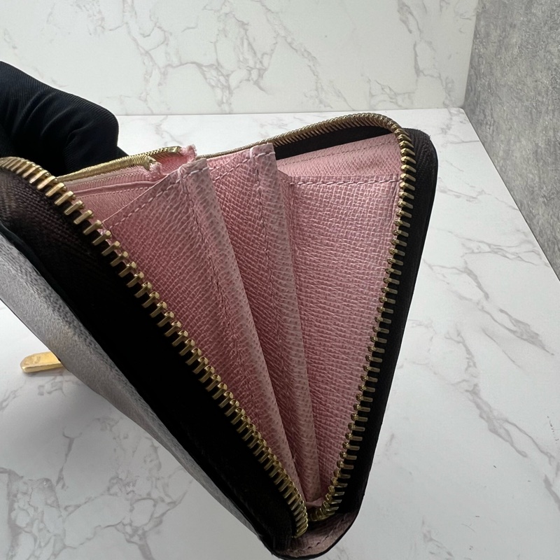 香緹國際精品 843 LV 拉鏈長夾-9