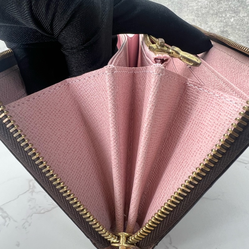 香緹國際精品 843 LV 拉鏈長夾-10