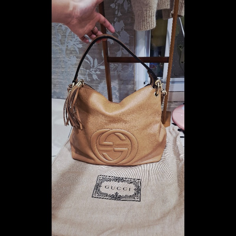Gucci 536194 經典SOHO系列雙G LOGO 流蘇肩背/斜背兩用包(膚色)-0