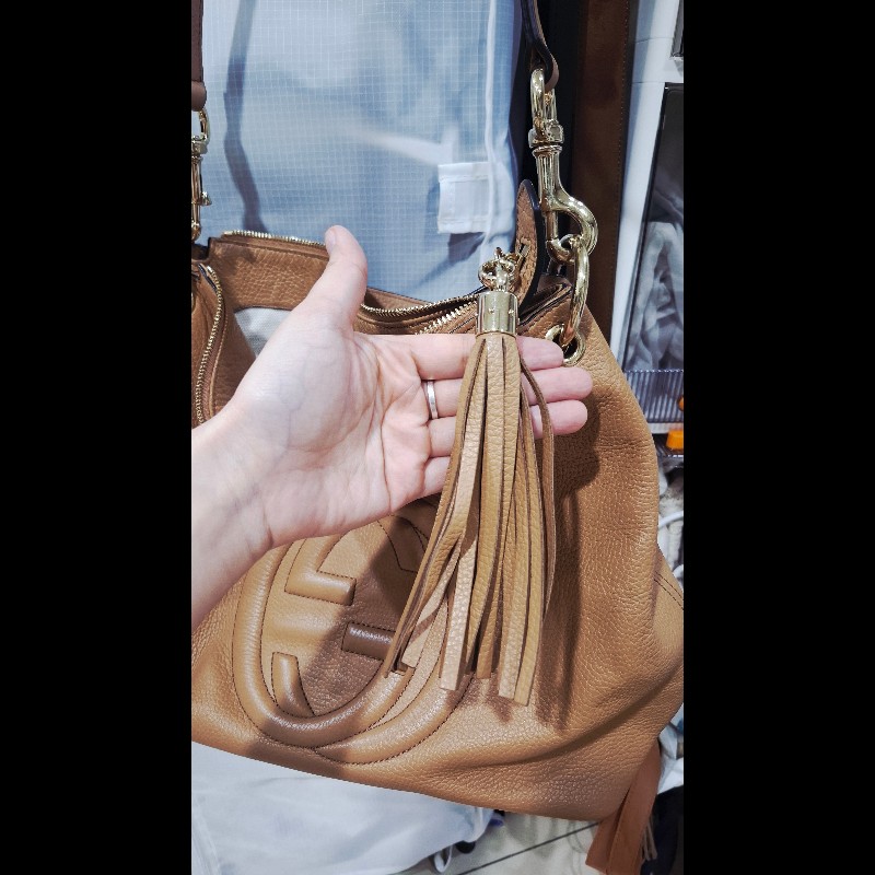 Gucci 536194 經典SOHO系列雙G LOGO 流蘇肩背/斜背兩用包(膚色)-3