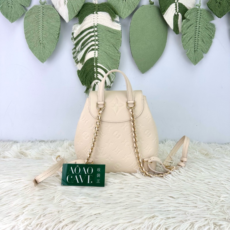 LV BACKUP 奶油色真皮壓紋背包 晶片款 2025年-4