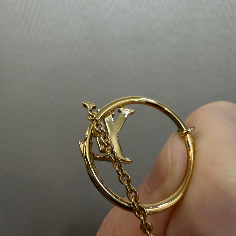 LV 金色圓圈LV Logo Exlipse項鍊M00762-3