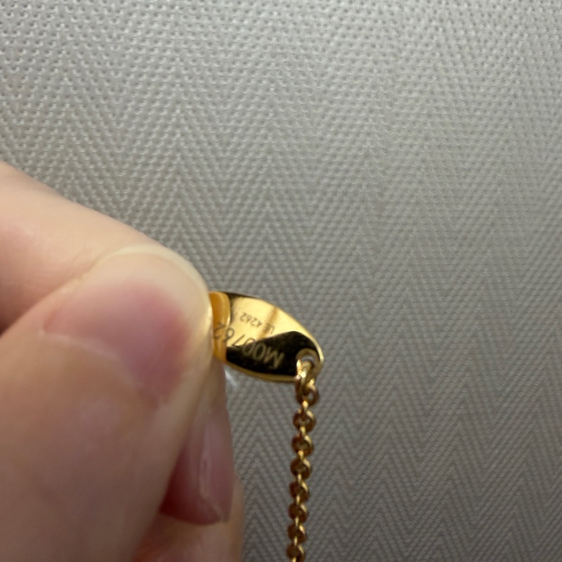 LV 金色圓圈LV Logo Exlipse項鍊M00762-6