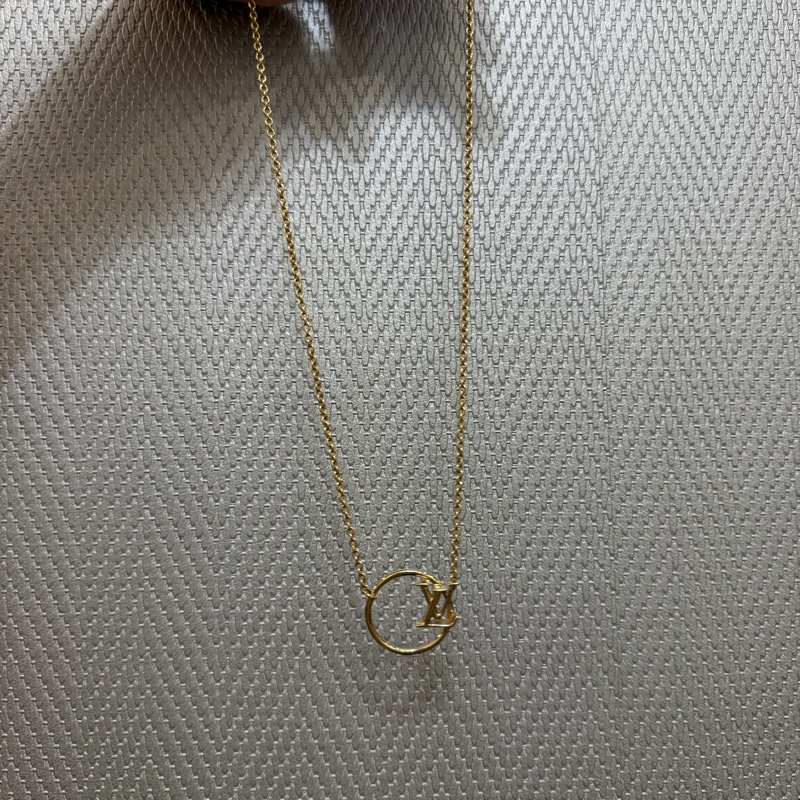 LV 金色圓圈LV Logo Exlipse項鍊M00762-9