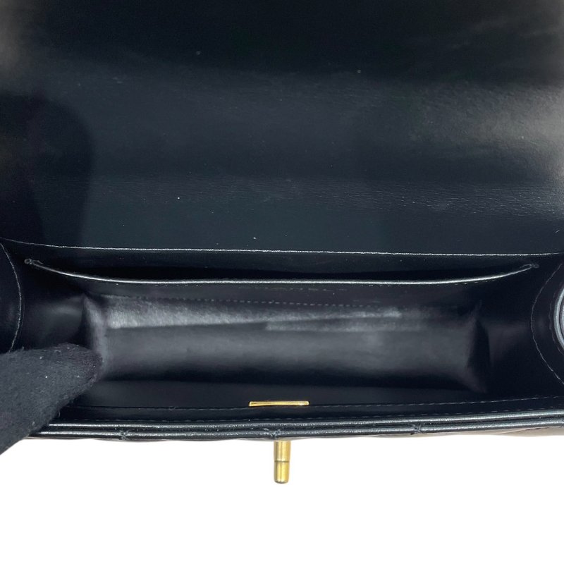 CHANEL 香奈兒 21A PERFECT FIT MINI FLAP 皮革 肩背包 黑色 金釦-12