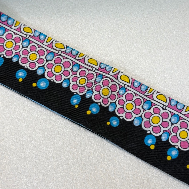 Hermes Twilly 彩色燈泡花朵雙面藍黑拼色絲巾 XB875-8