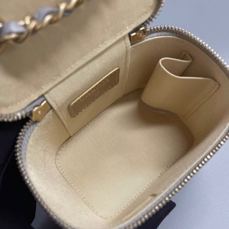 【97新 ✨ 全網最低價！】香奈兒/Chanel 灰色羊皮 金球 小盒子mini 化妝包（下單前先詢問庫存❗️）-6