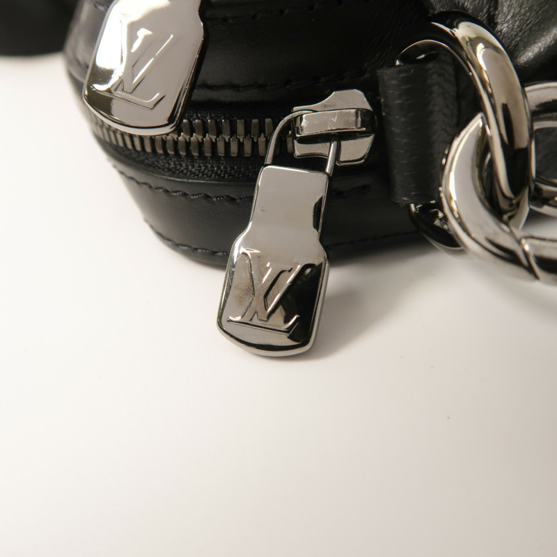 LOUIS VUITTON Monogram Eclipse Reverse Trio Messenger銀扣肩背袋灰色-16