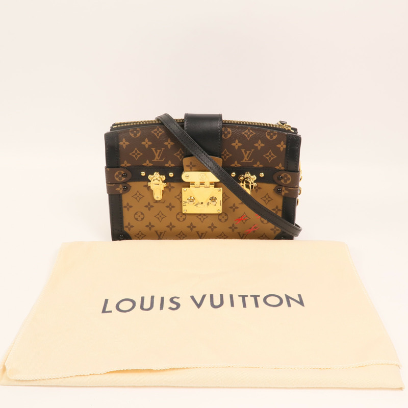 LOUIS VUITTON Monogram Reverse Trunk Clutch金扣鏈帶肩背袋-7