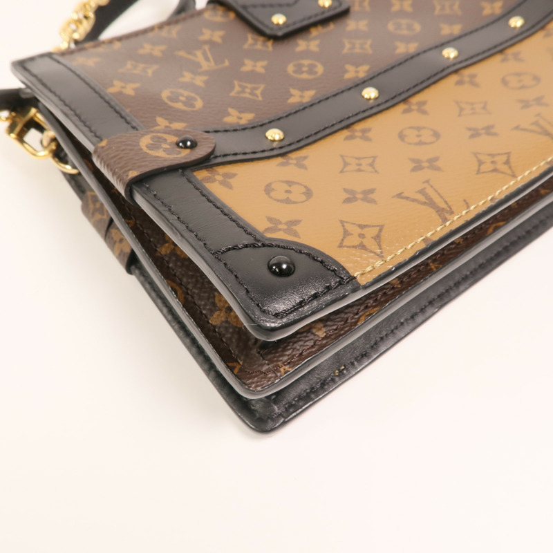 LOUIS VUITTON Monogram Reverse Trunk Clutch金扣鏈帶肩背袋-11
