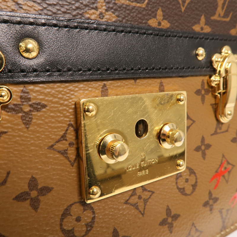 LOUIS VUITTON Monogram Reverse Trunk Clutch金扣鏈帶肩背袋-14
