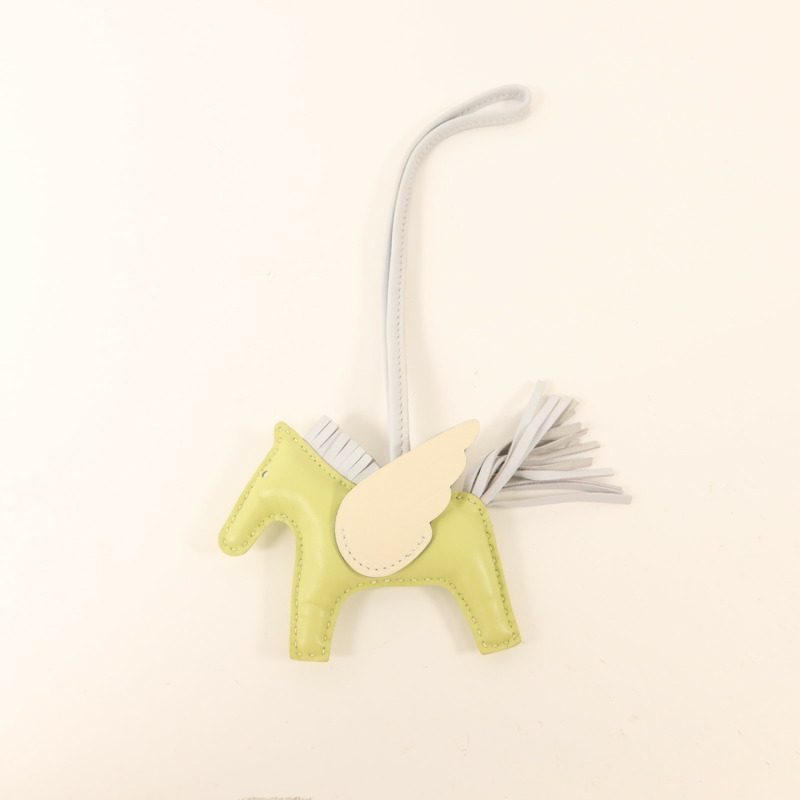HERMES Milo/Swift皮革Rodeo Pegase PM掛飾Jaune Bourgeon/Bleu Brume-6