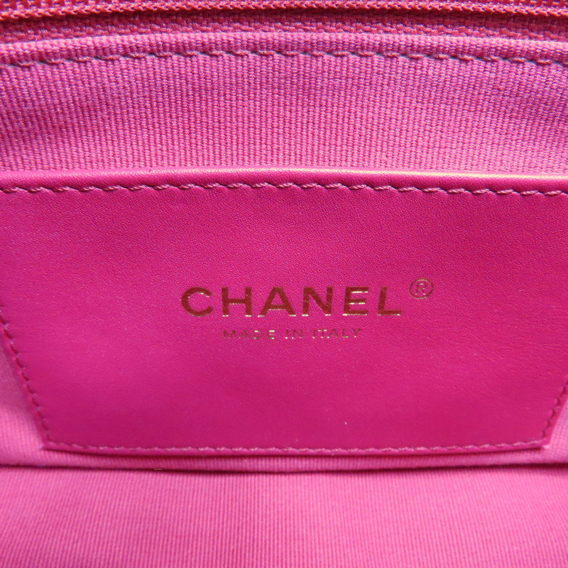 黑色 菱格紋 羊皮 鍊帶 愛心琺瑯釦方 Small Flap 肩背包【CHANEL 香奈兒】 AS3979-9