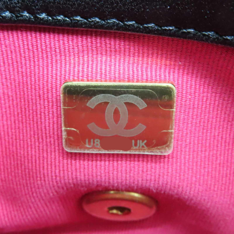 黑色 菱格紋 羊皮 鍊帶 愛心琺瑯釦方 Small Flap 肩背包【CHANEL 香奈兒】 AS3979-10