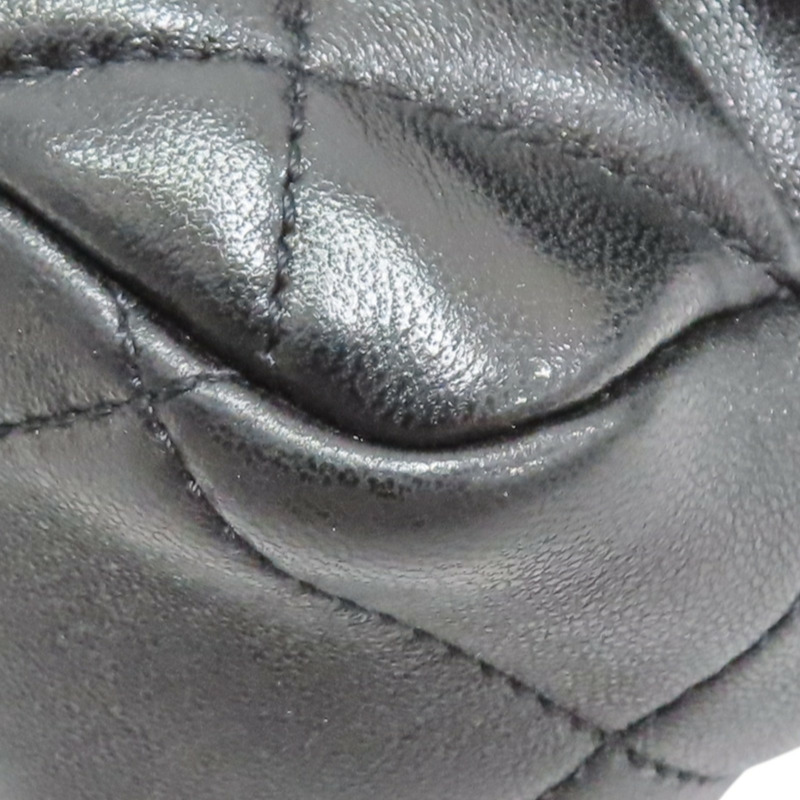 黑色 菱格紋 羊皮 鍊帶 愛心琺瑯釦方 Small Flap 肩背包【CHANEL 香奈兒】 AS3979-13