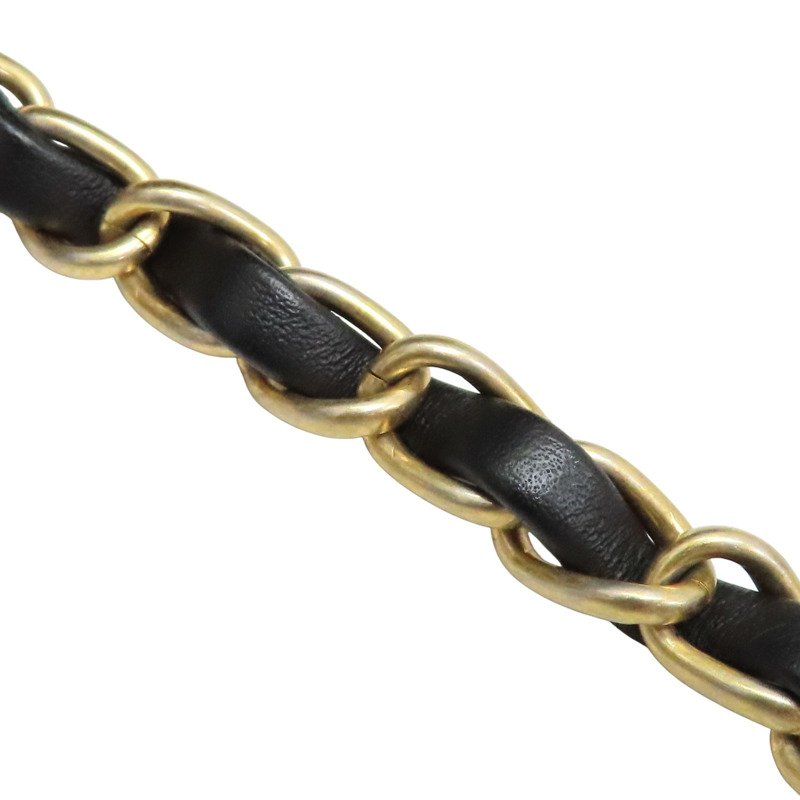 黑色 菱格紋 羊皮 鍊帶 愛心琺瑯釦方 Small Flap 肩背包【CHANEL 香奈兒】 AS3979-16