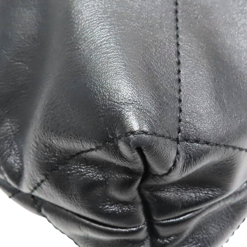 黑色 菱格紋 牛皮 Chanel 22 Hobo 肩背包【CHANEL 香奈兒】 AS3260-11