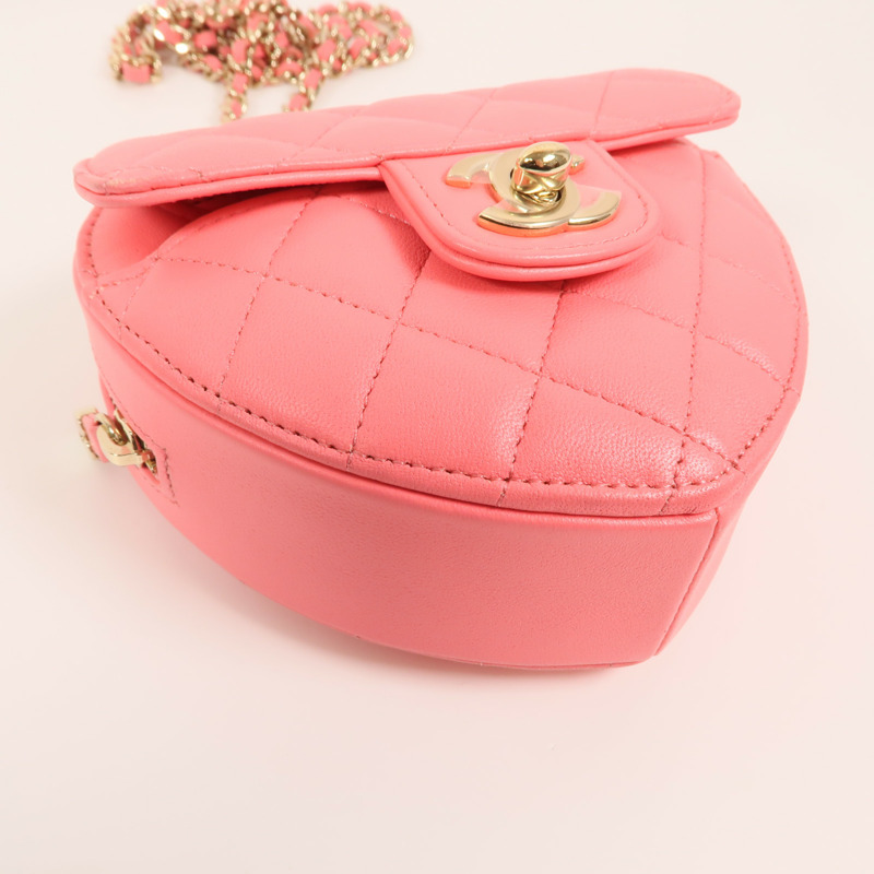 CHANEL 羊皮皮革Mini Heart Bag金扣鏈帶肩背袋-9