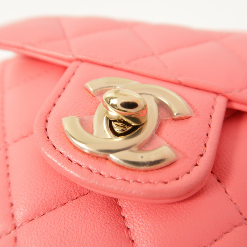 CHANEL 羊皮皮革CC in Love Heart金扣鏈帶肩背袋-10