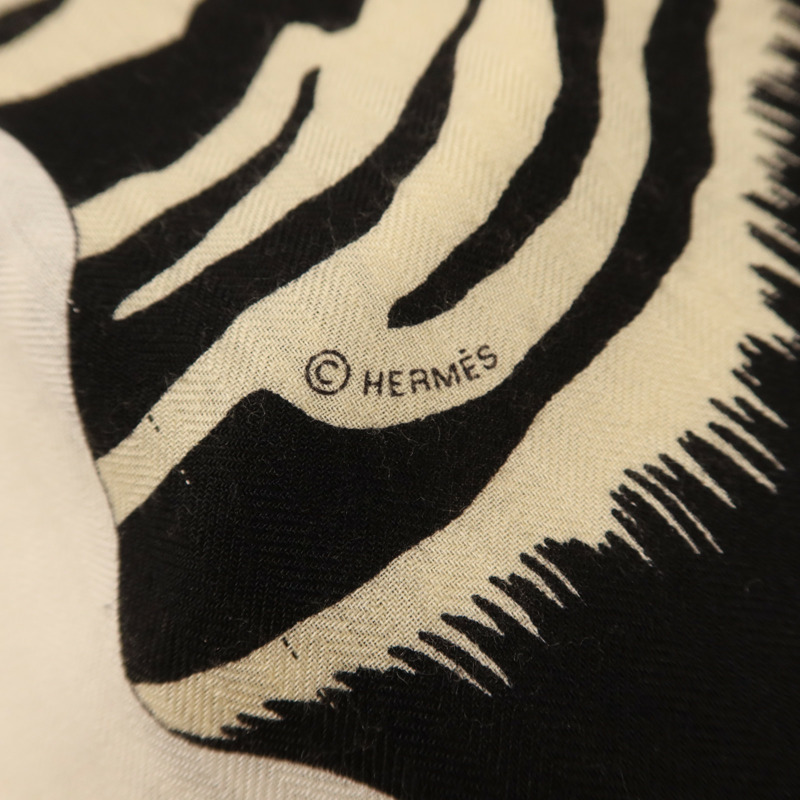 HERMES 羊絨/絲質Scarf 140x140絲巾-10