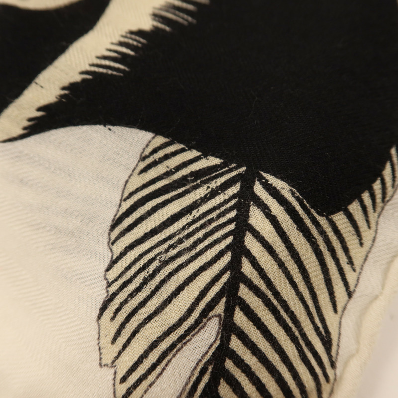 HERMES 羊絨/絲質Scarf 140x140絲巾-11