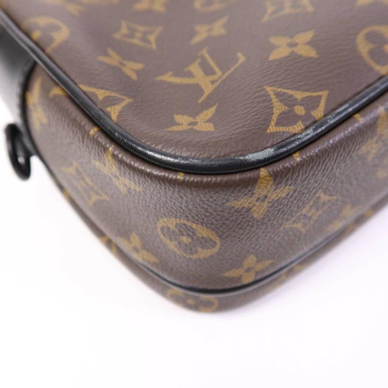 LOUIS VUITTON Monogram S Lock Messenger手挽肩背兩用袋-13