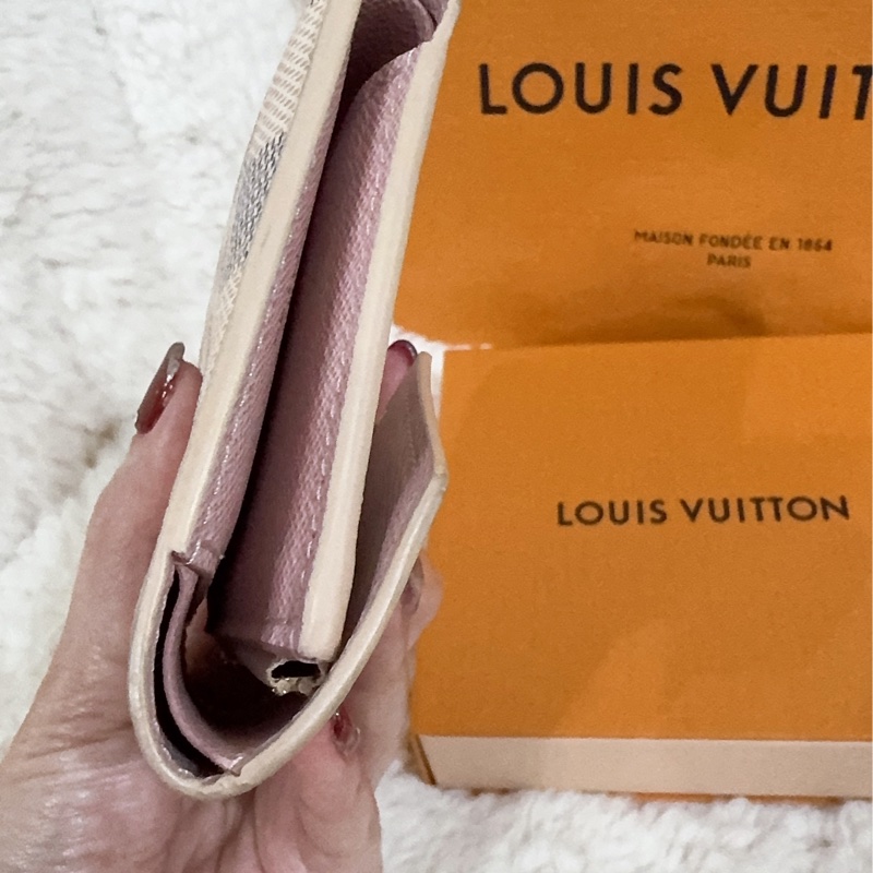 Lv 棋盤粉短夾(保存良好)(內裡櫻花粉色)-23