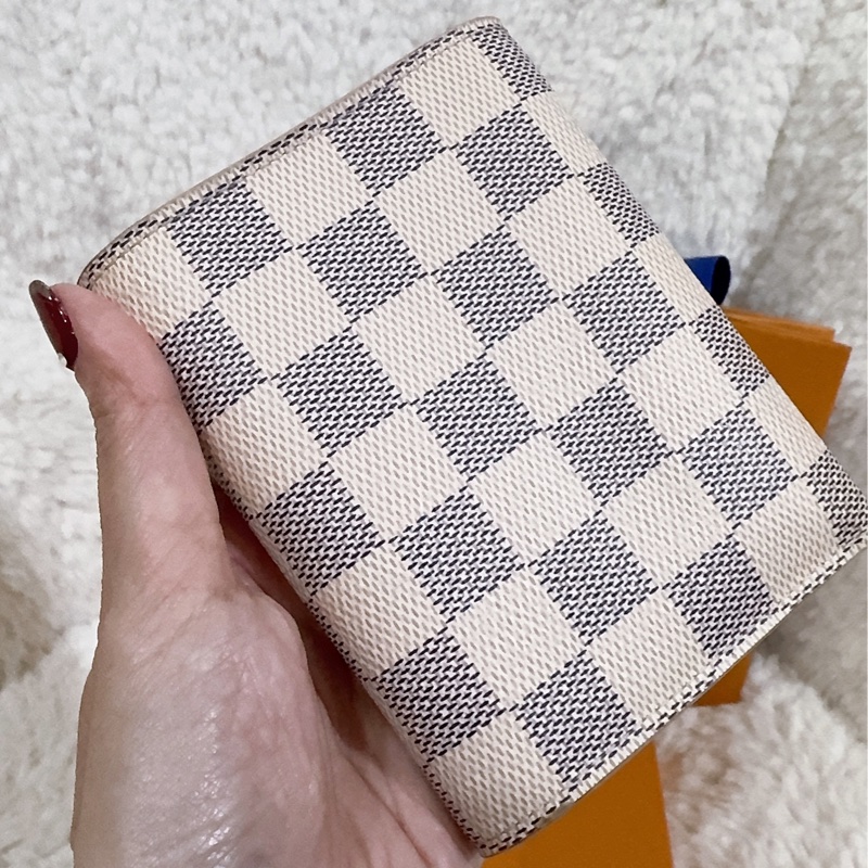 Lv 棋盤粉短夾(保存良好)(內裡櫻花粉色)-29