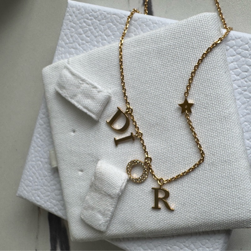 Dior金色字母帶鑽項鏈 氣質😻😻-2