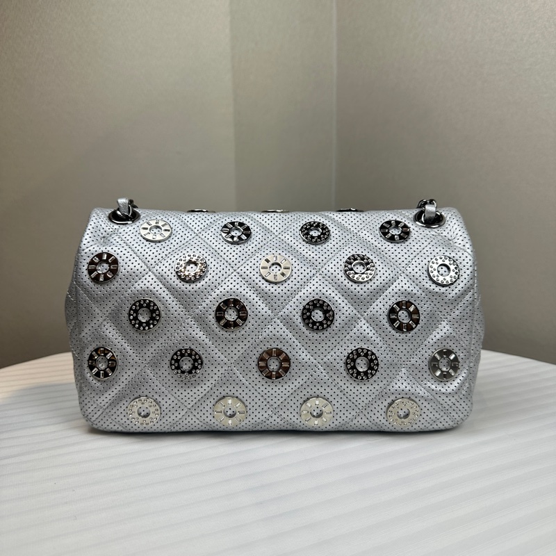 香奈兒/Chanel 限量版銀色cf 銀扣鏤空皮革-1