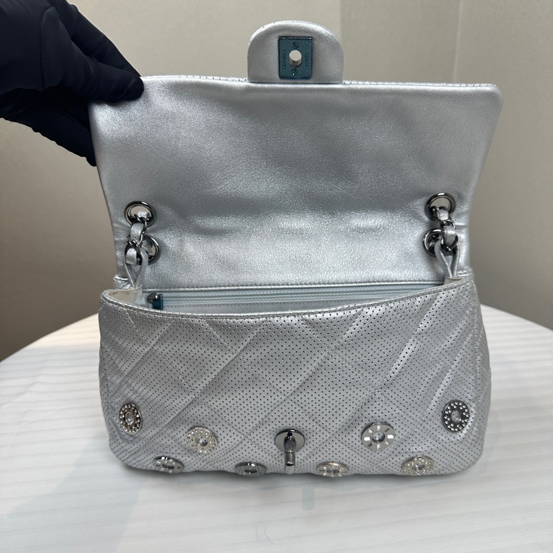 香奈兒/Chanel 限量版銀色cf 銀扣鏤空皮革-6