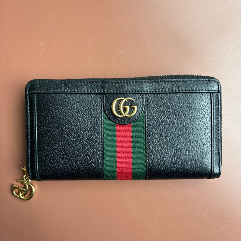 ::GUCCI:: 523154 黑色皮革紅綠織帶ㄇ型拉鍊長夾-1