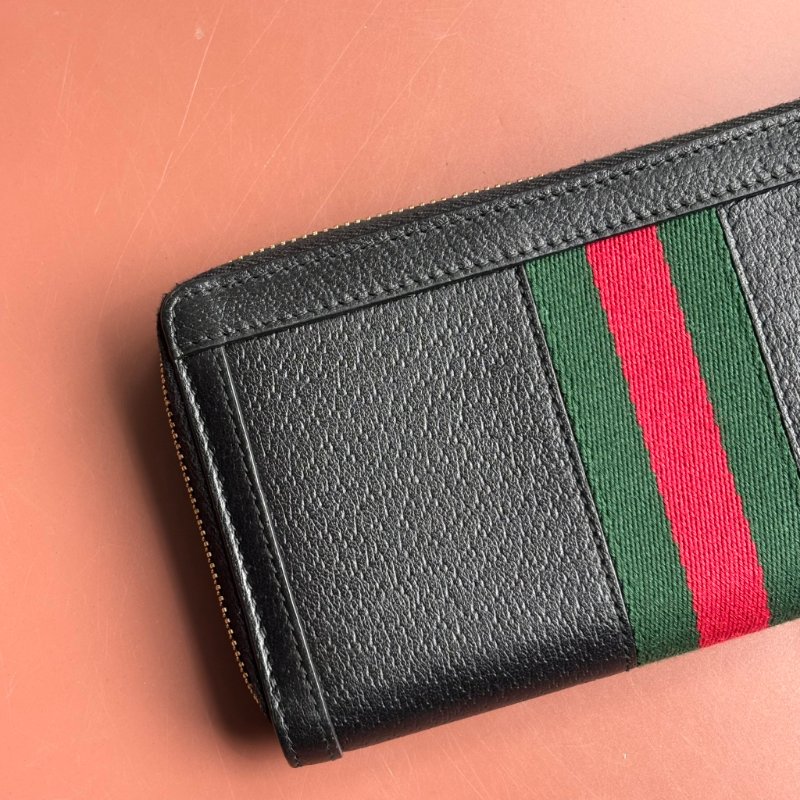 ::GUCCI:: 523154 黑色皮革紅綠織帶ㄇ型拉鍊長夾-8