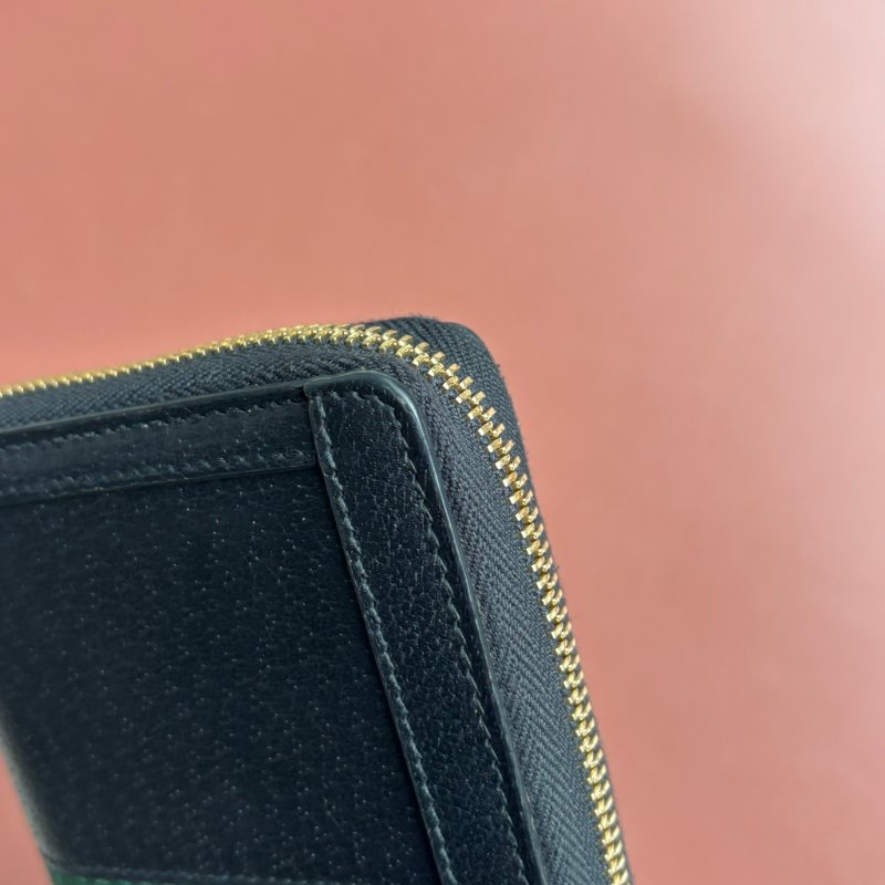 ::GUCCI:: 523154 黑色皮革紅綠織帶ㄇ型拉鍊長夾-12