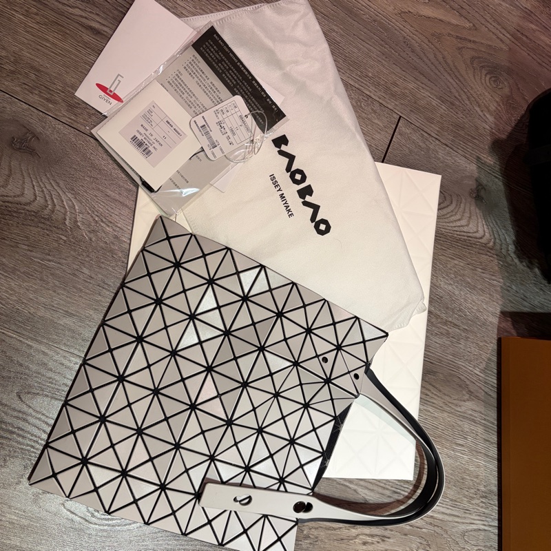 BAO BAO ISSEY MIYAKE 三宅一生7*7-2
