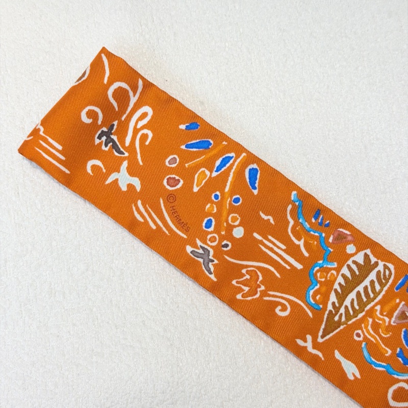 Hermes Isola di Primavera Twilly 春日之島絲巾 XB802-1