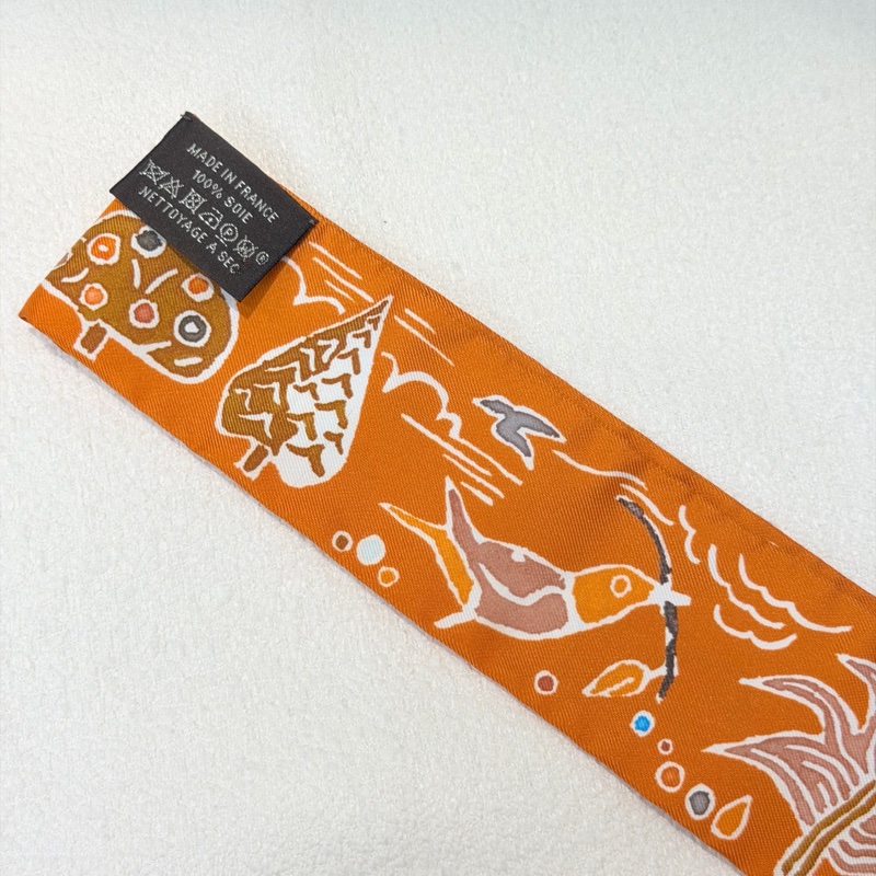 Hermes Isola di Primavera Twilly 春日之島絲巾 XB802-4